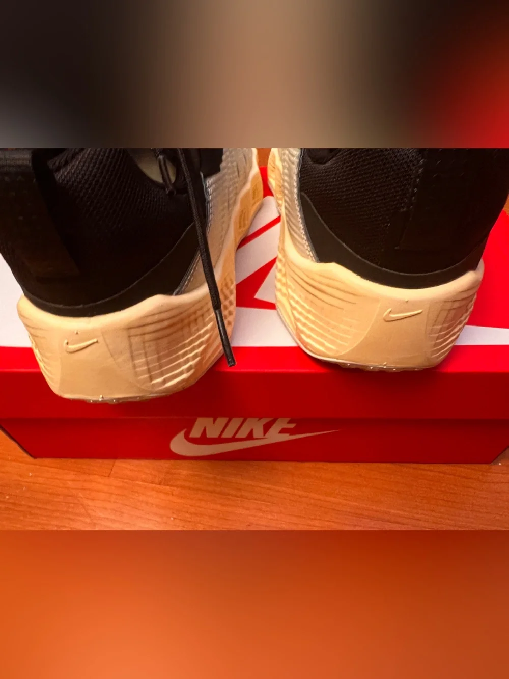 Nike Ava Rovers 6.5y or women’s 8 new